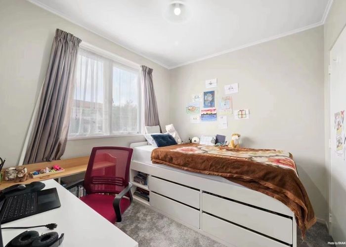  at 2/1A Becroft Drive, Forrest Hill, North Shore City, Auckland