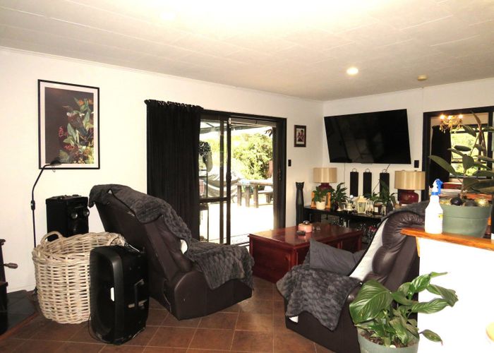  at 9 Russell Parade North, Frasertown, Wairoa