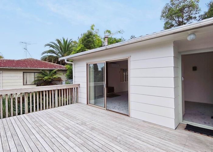  at 3 Capricorn Place, Browns Bay, Auckland