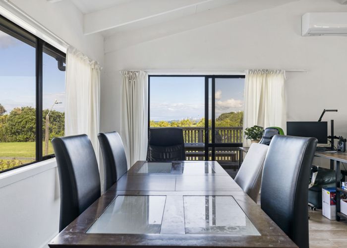  at 49 Spinnaker Drive, Te Atatu Peninsula, Auckland