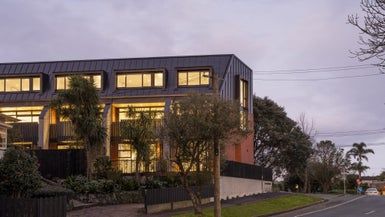  at 2/52 Sainsbury Road, Mount Albert, Auckland