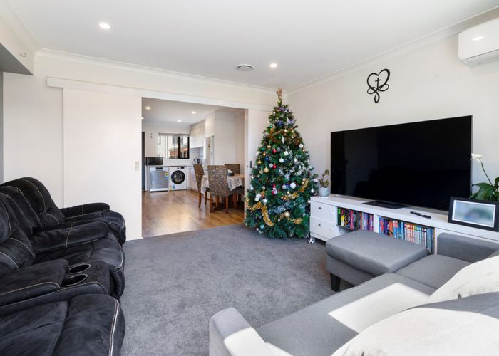  at 1 Sun Orchid Avenue, Wiri, Auckland