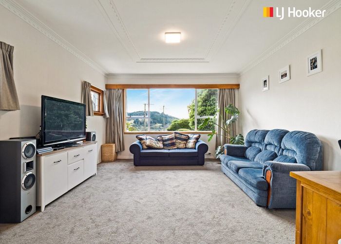  at 18 District Road, Roseneath, Dunedin