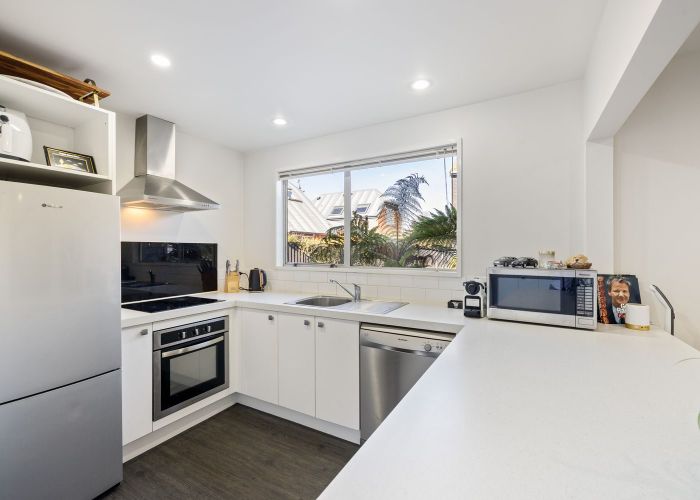  at 2/85 Trafalgar Street, St. Albans, Christchurch City, Canterbury