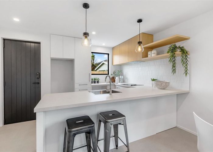  at 2/40 Hastings Street West, Sydenham, Christchurch City, Canterbury