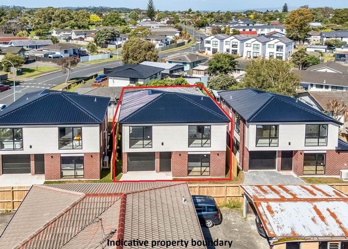  at 2/30 Sharland Avenue, Manurewa, Manukau City, Auckland