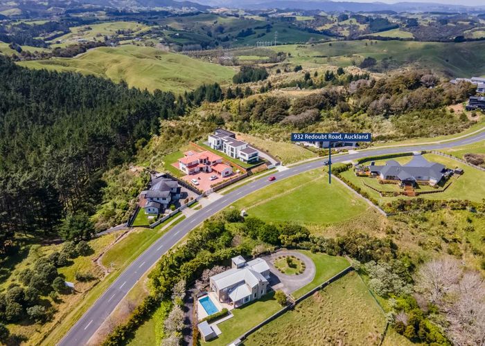  at 932 Redoubt Road, FLAT BUSH, AUCKLAND