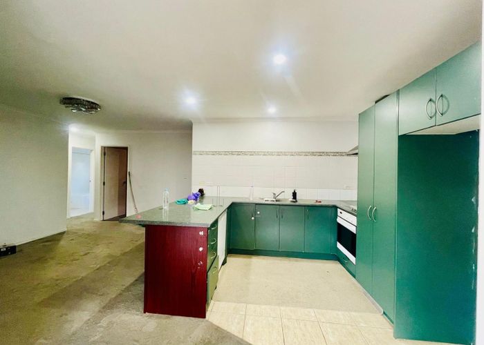  at 22 Rock Daisy Crescent, Mangere, Manukau City, Auckland