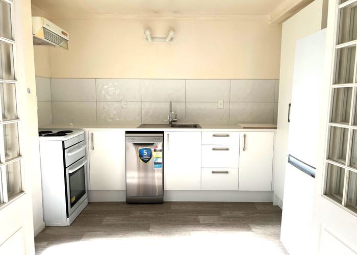  at 78a Glencoe rd, Browns Bay, North Shore City, Auckland