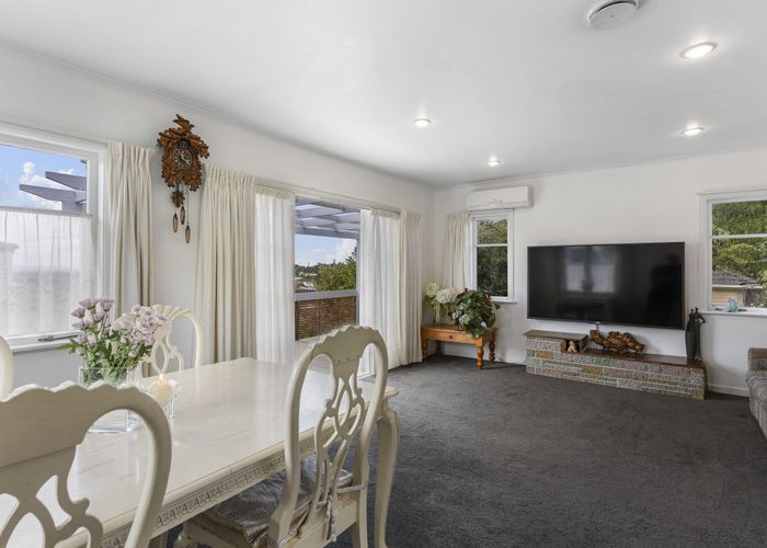  at 565 Glenfield Road, Glenfield, Auckland