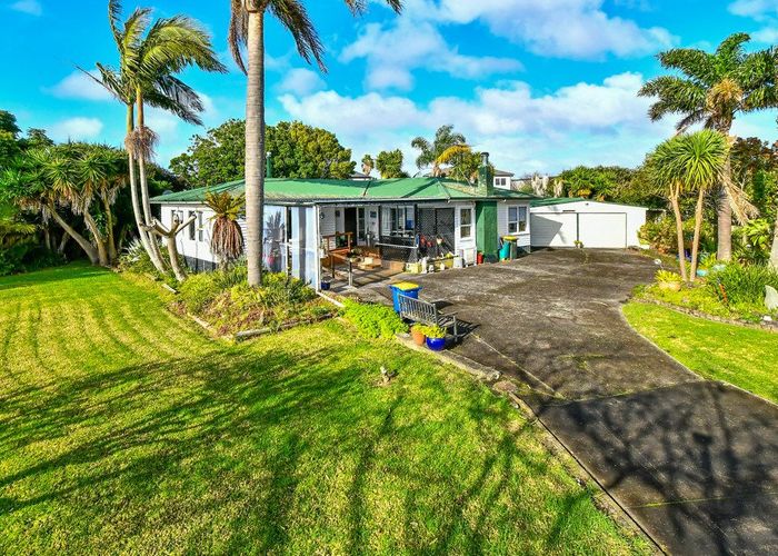  at 795 Te Atatu Road, Te Atatu Peninsula, Waitakere City, Auckland