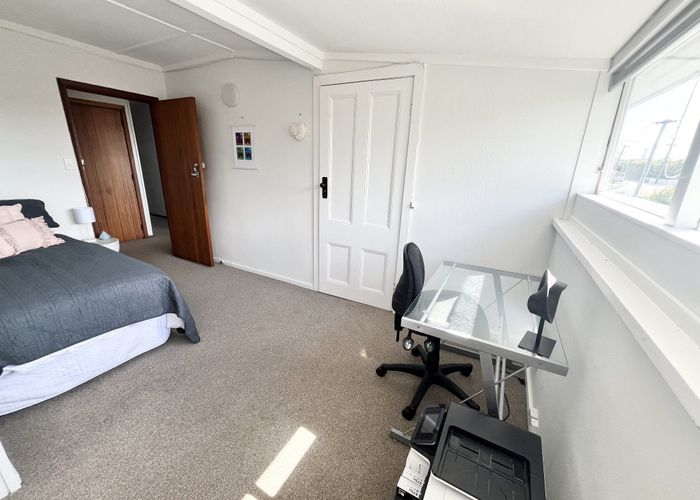  at 2/36 Rangatira Road, Birkenhead, North Shore City, Auckland