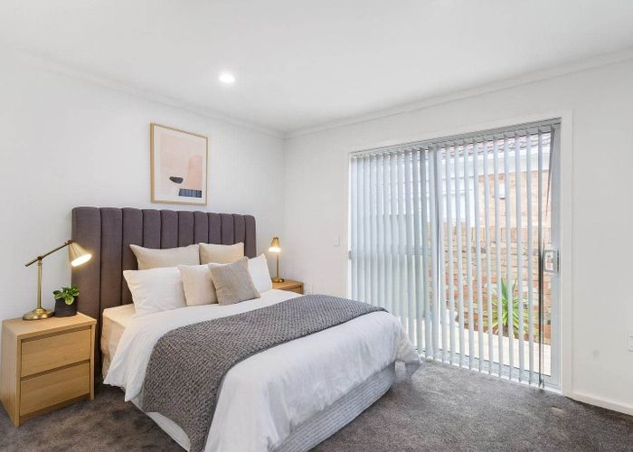  at 5 Lister Street, Point Chevalier, Auckland City, Auckland
