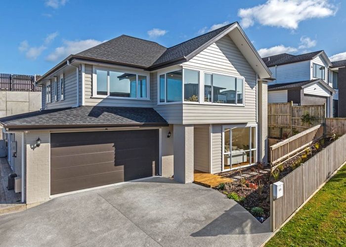  at 38 Colliston Rise, Pinehill, Auckland