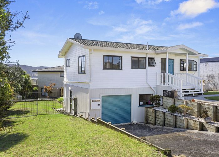  at 4 Norrie Avenue, Raglan, Raglan
