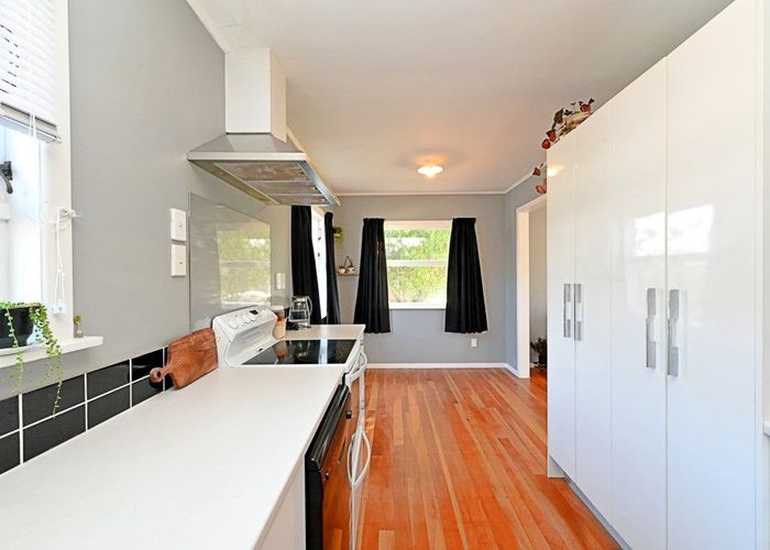  at 6 Davidson Avenue, Pirimai, Napier