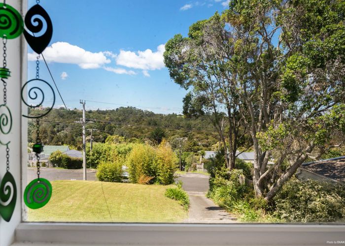  at 37 Park Road, Glenfield, Auckland