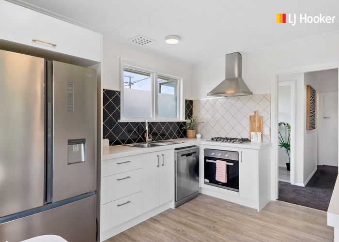  at 1 Glendevon Place, Vauxhall, Dunedin