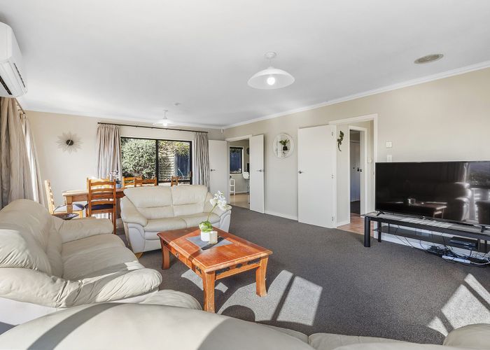  at 54 KAHU RD, PAREMATA, PORIRUA