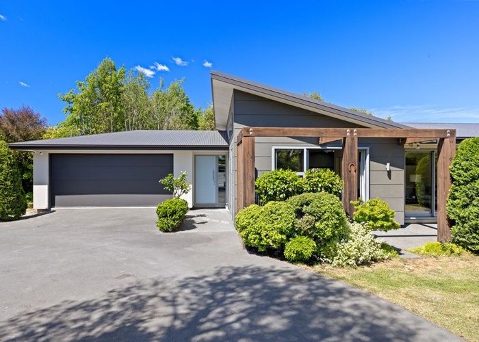  at 14 Redwood Place, St Albans, Christchurch