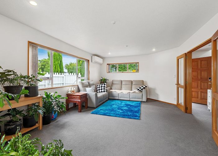  at 33 Coniston Avenue, Ilam, Christchurch City, Canterbury