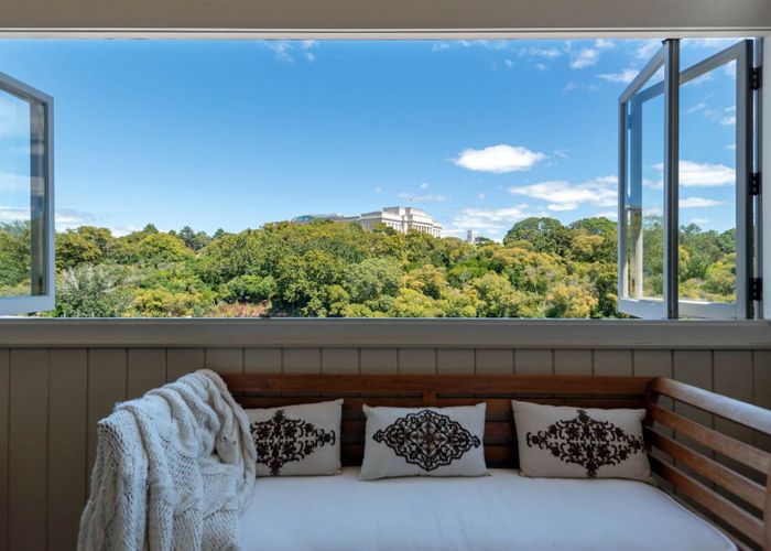  at 25 Birdwood Crescent, Parnell, Auckland City, Auckland
