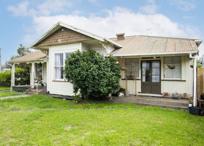 Free property data for 299 Kahutia Street, Gisborne homes.co.nz