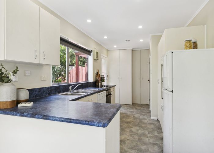  at 121 Awarua Street, Ngaio, Wellington