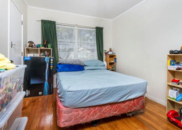  at 450 Don Buck Road, Massey, Waitakere City, Auckland