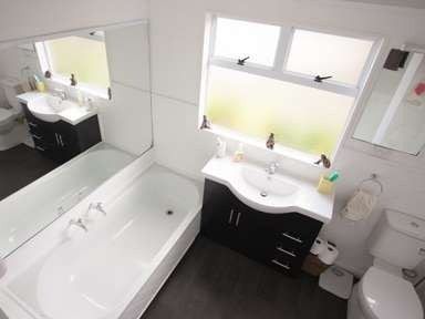  at 28 Hinton Avenue, Forest Lake, Hamilton, Waikato