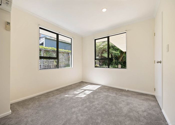  at 1A Derwent Crescent, Titirangi, Waitakere City, Auckland