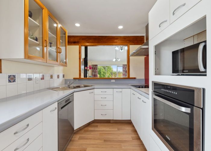  at 7 Watters Row, Glen Avon, New Plymouth