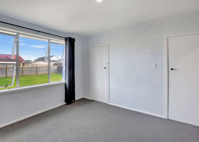  at 25 Lambeth Crescent, Northcote, Christchurch