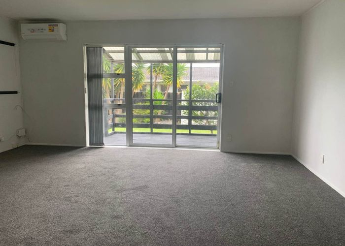  at 2/13 Latham Avenue, Pakuranga, Manukau City, Auckland