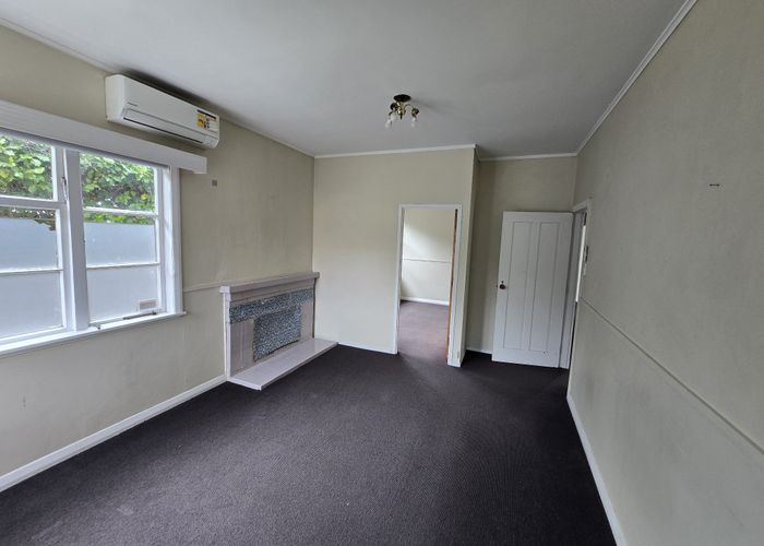  at 20 Sutherland Road, Point Chevalier, Auckland City, Auckland