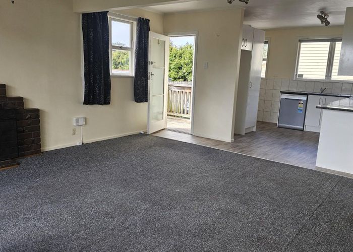  at 4 Ranui Ave, Ranui, Waitakere City, Auckland