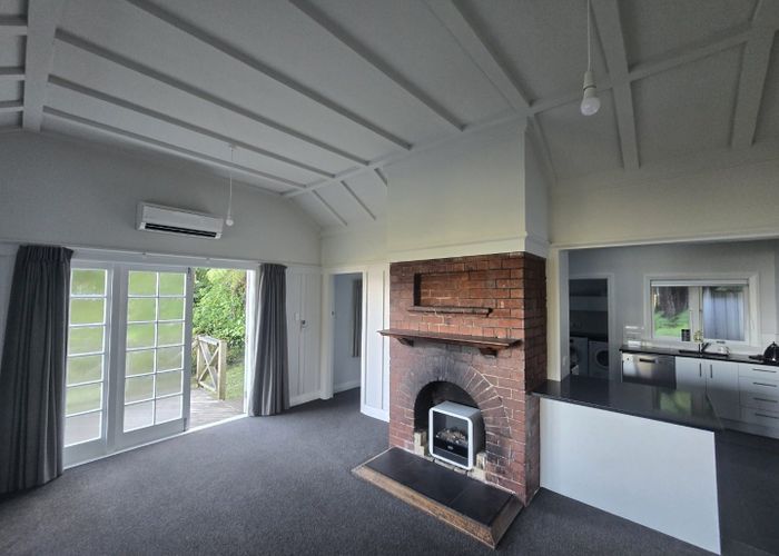  at 21 Kotari Rd, Days Bay, Lower Hutt, Wellington