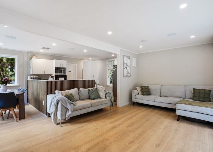  at 22 Hollywood Avenue, Titirangi, Waitakere City, Auckland