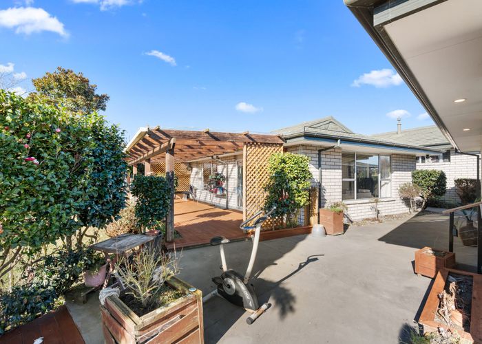  at 18 Bidwell Place, Hillmorton, Christchurch City, Canterbury