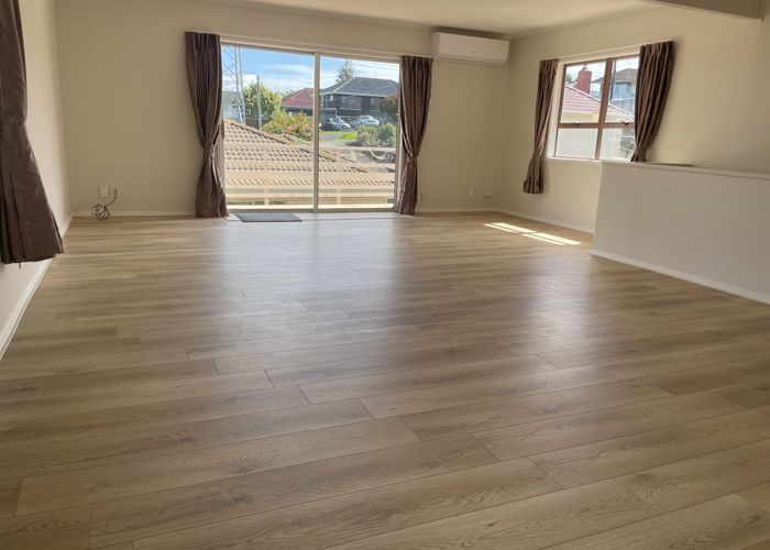  at 6 Noton Road, Mount Roskill, Auckland