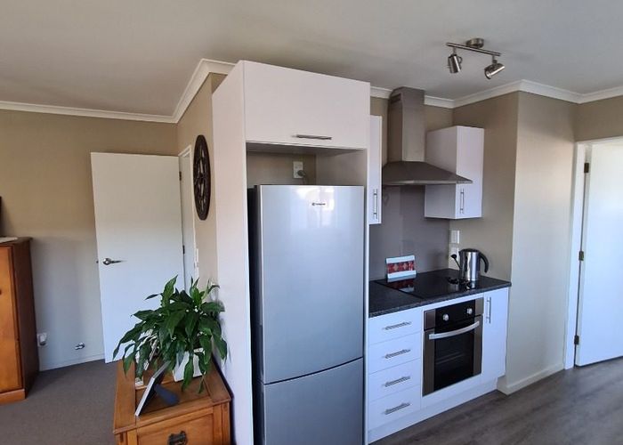  at 2/34 Montgomery Street, Stokes Valley, Lower Hutt