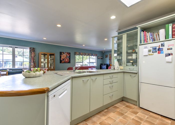  at 15 Unity Lane, Melville, Hamilton