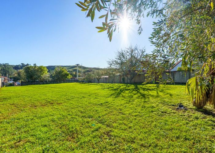  at 3 Cambridge Road, Riverhead, Rodney, Auckland
