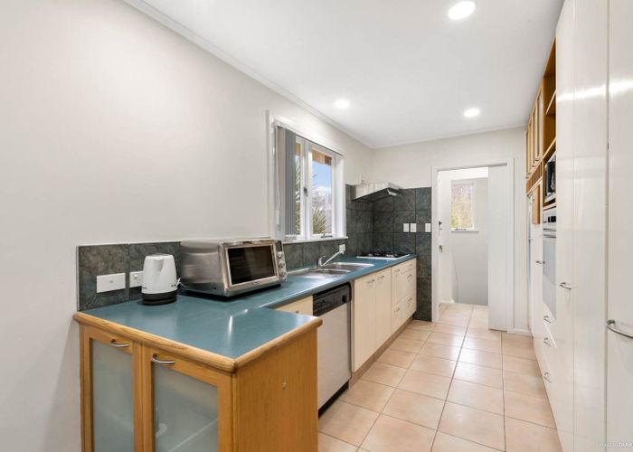  at 1/56 Archers Road, Glenfield, North Shore City, Auckland