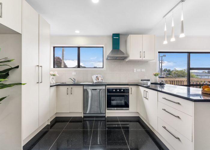  at 36 Barrys Road, Glendene, Waitakere City, Auckland