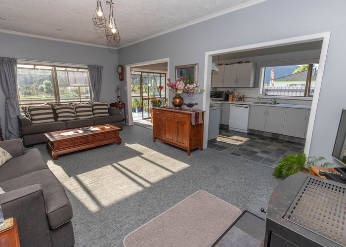  at 870 State Highway 7, Dobson, Greymouth
