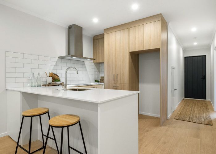  at 2/18 Rigby Drive, Whenuapai, Waitakere City, Auckland