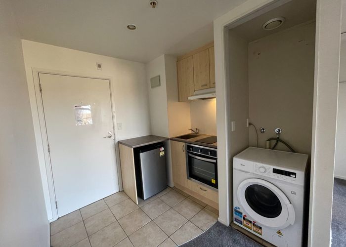 at 3D/10 Crown Lynn Place, New Lynn, Auckland