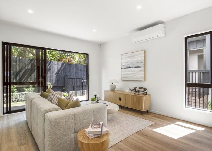  at 16-18 Handley Avenue, Narrow Neck, North Shore City, Auckland