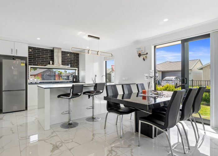 at 90 Hills View Drive, Papamoa, Tauranga, Bay Of Plenty